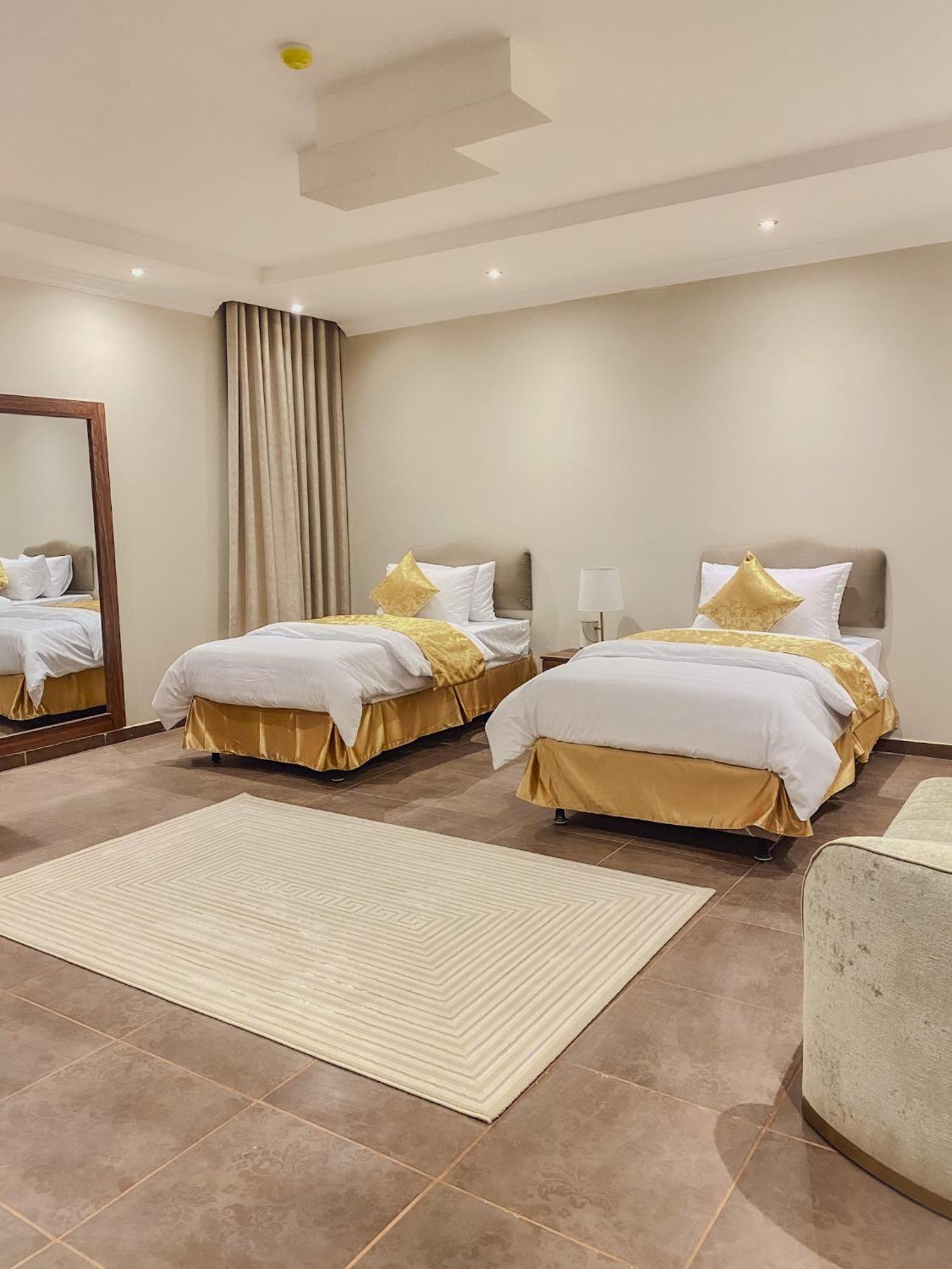 Comfort Inn Al Taawon - Family Only Ριάντ Εξωτερικό φωτογραφία