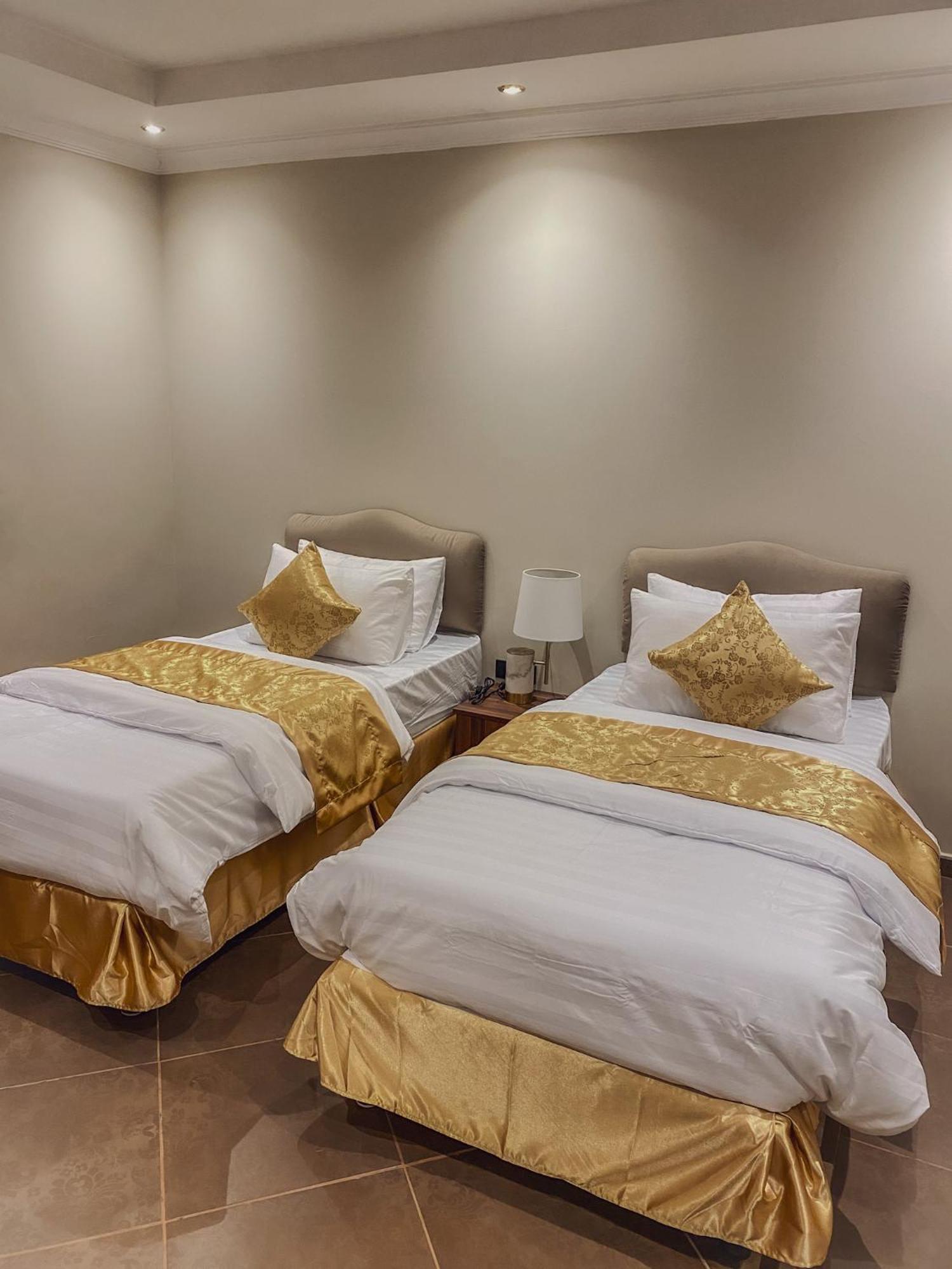 Comfort Inn Al Taawon - Family Only Ριάντ Εξωτερικό φωτογραφία